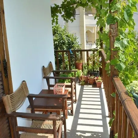 Apartament Allou Garden House Pefkochori